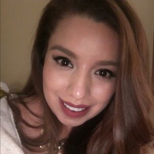 Meet your Posher, Karla